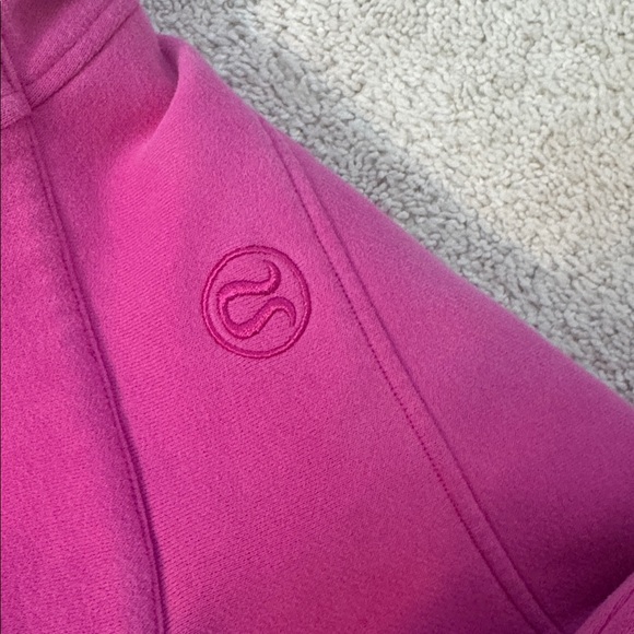 SONIC PINK LULULEMON SCUBA (Quarter Zip) S/M - Picture 3 of 3